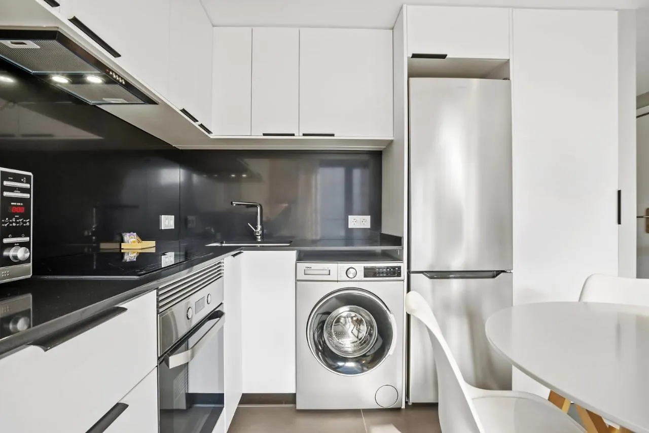 Caterina Santa Monica Apartment Barcelona