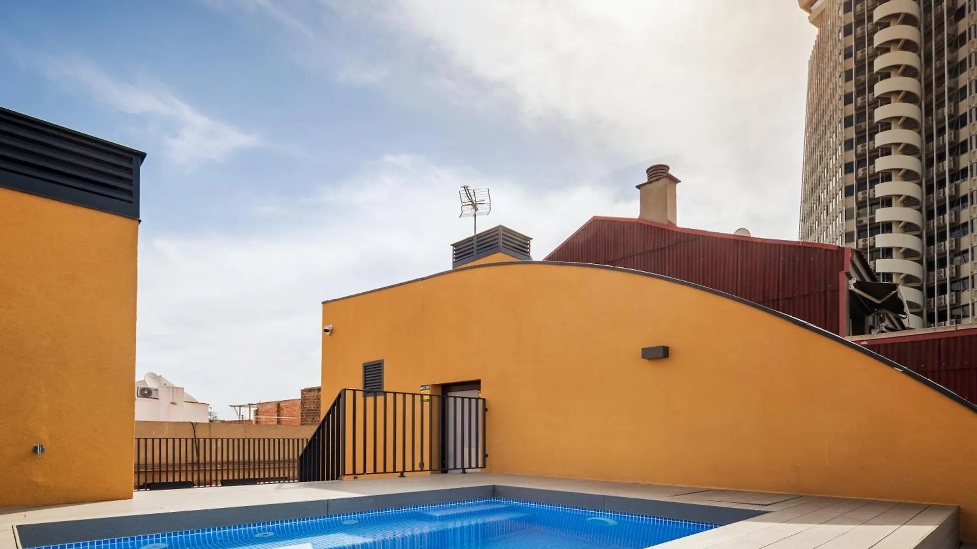 Caterina Santa Monica Apartment Barcelona Spain