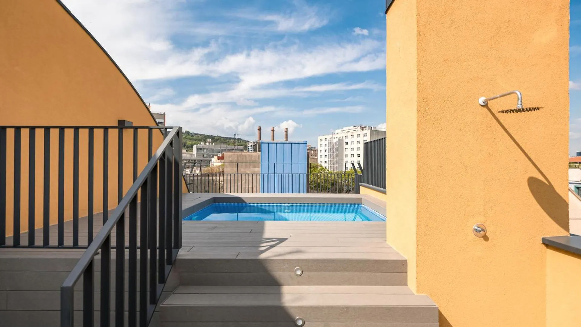 Caterina Santa Monica Apartment Barcelona Spain